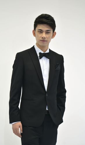 岳赣暖 UI/UX设计总监
